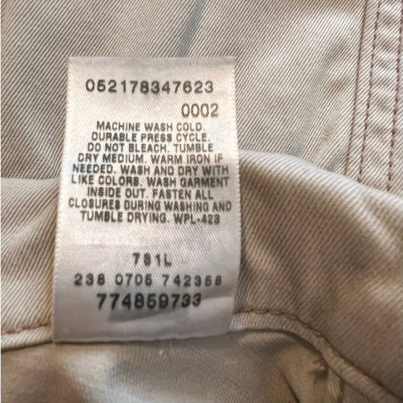 Levi's Khaki Short Jacket with Stud Details on Sleeve Cuffs Size Medium - Picture 7 of 7